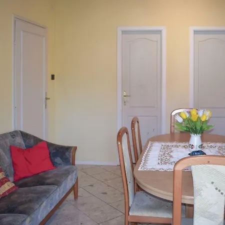Apartamento Three-bedroom In Siófok