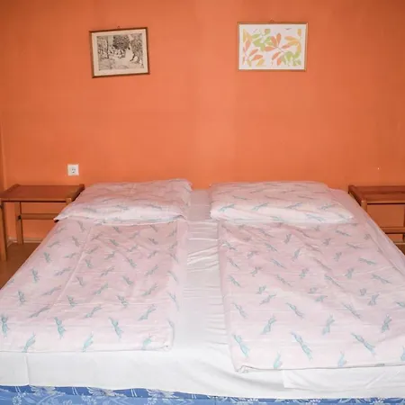Apartamento Three-bedroom In Siófok