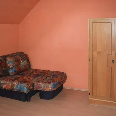 Apartamento Three-bedroom In *
